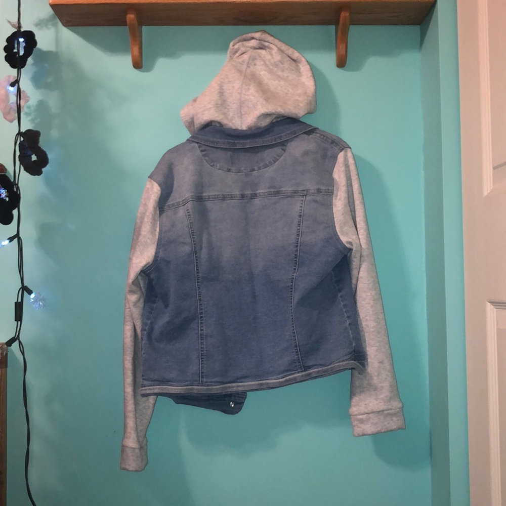 jean jacket - Picture 4 of 4